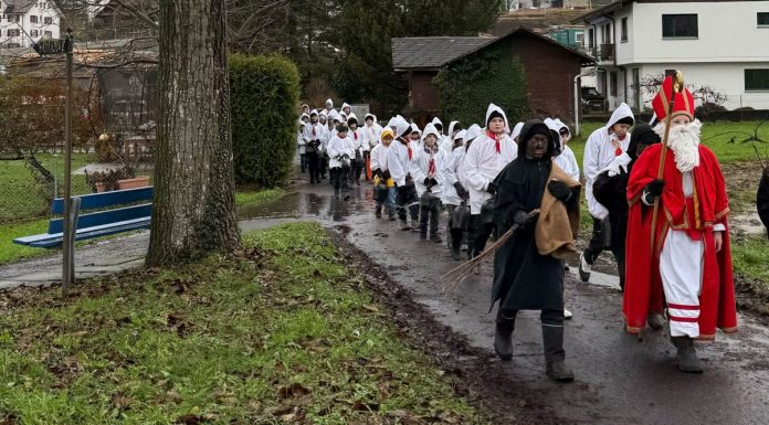 Bilder zum Merlischacher Klausjagen & Schülersamichlaus 2024