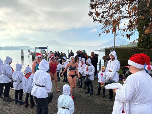 merlischachen com chlausschwimmen-2022 111542