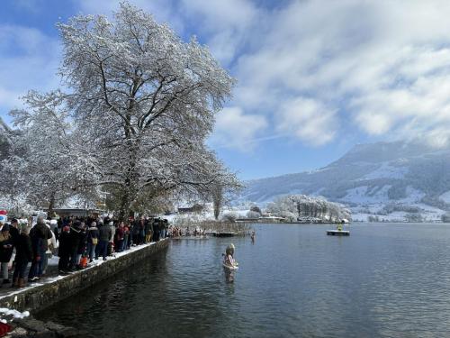 30. Samichlaus-Schwimmen Merlischachen 2023