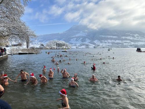 30. Samichlaus-Schwimmen Merlischachen 2023