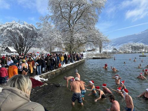 30. Samichlaus-Schwimmen Merlischachen 2023