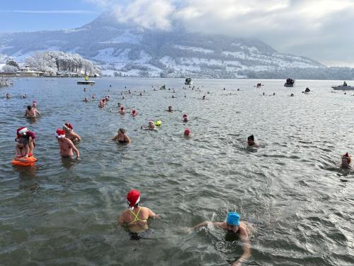 30. Samichlaus-Schwimmen Merlischachen 2023